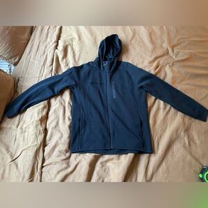 Uniqlo Black Zip-Up Hoodie